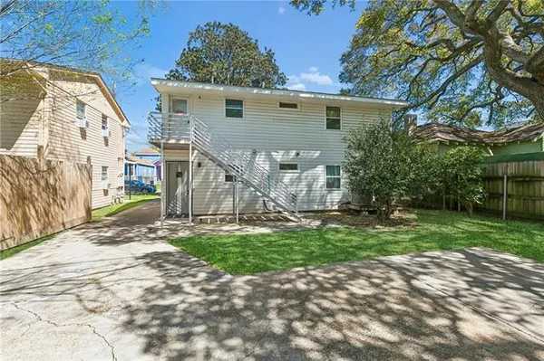 $725,000 | 7620-22 Zimpel Street, New Orleans, LA 70118