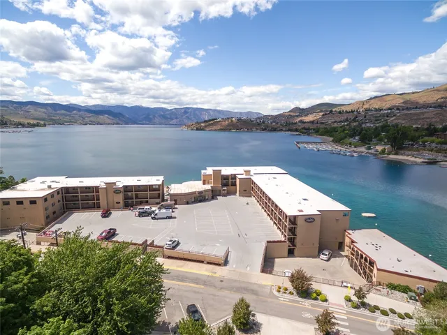 a view of a house with a outdoor space