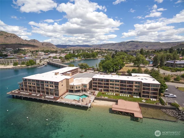 a picture of city view