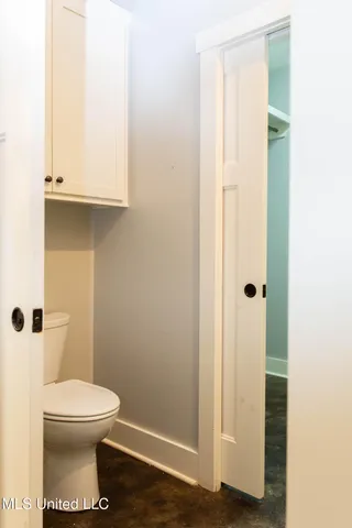 $3,300 | 2 Oakwood Glen Drive, Clinton, MS 39056