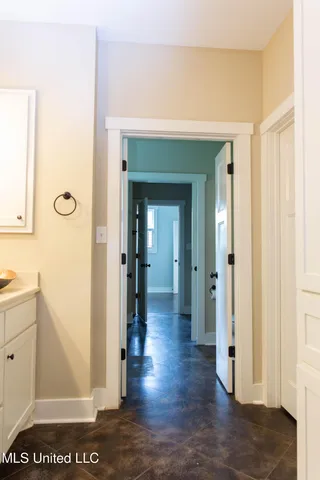 $3,300 | 2 Oakwood Glen Drive, Clinton, MS 39056