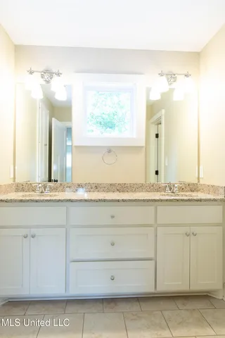 $3,300 | 2 Oakwood Glen Drive, Clinton, MS 39056