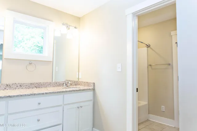 $3,300 | 2 Oakwood Glen Drive, Clinton, MS 39056