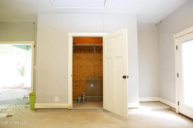 $3,300 | 2 Oakwood Glen Drive, Clinton, MS 39056