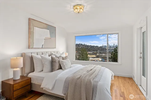 $1,675,000 | 1820 Magnolia Way West, Seattle, WA 98199