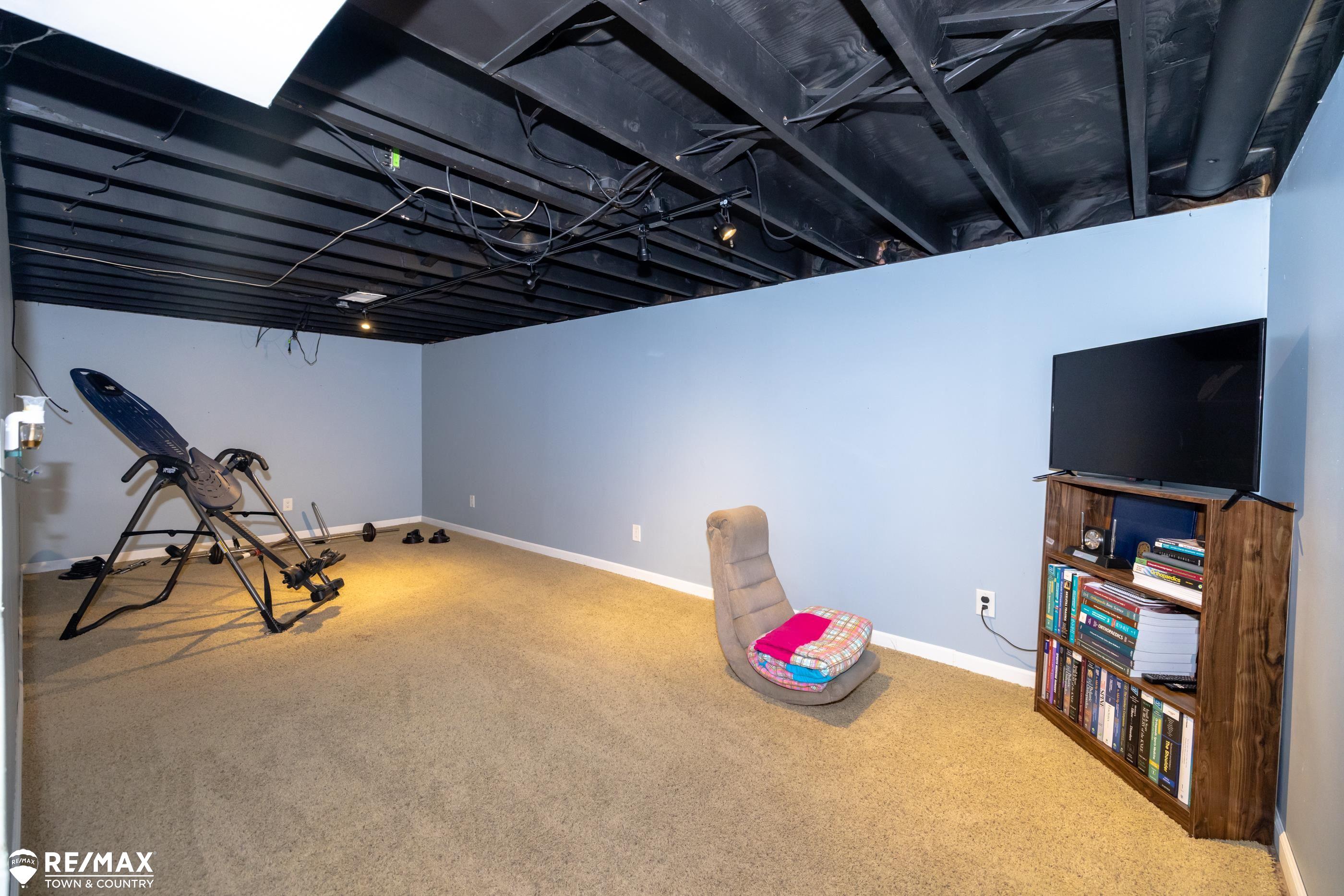 557 Spring Lane Flushing, MI 48433 - Photo 24 of 37