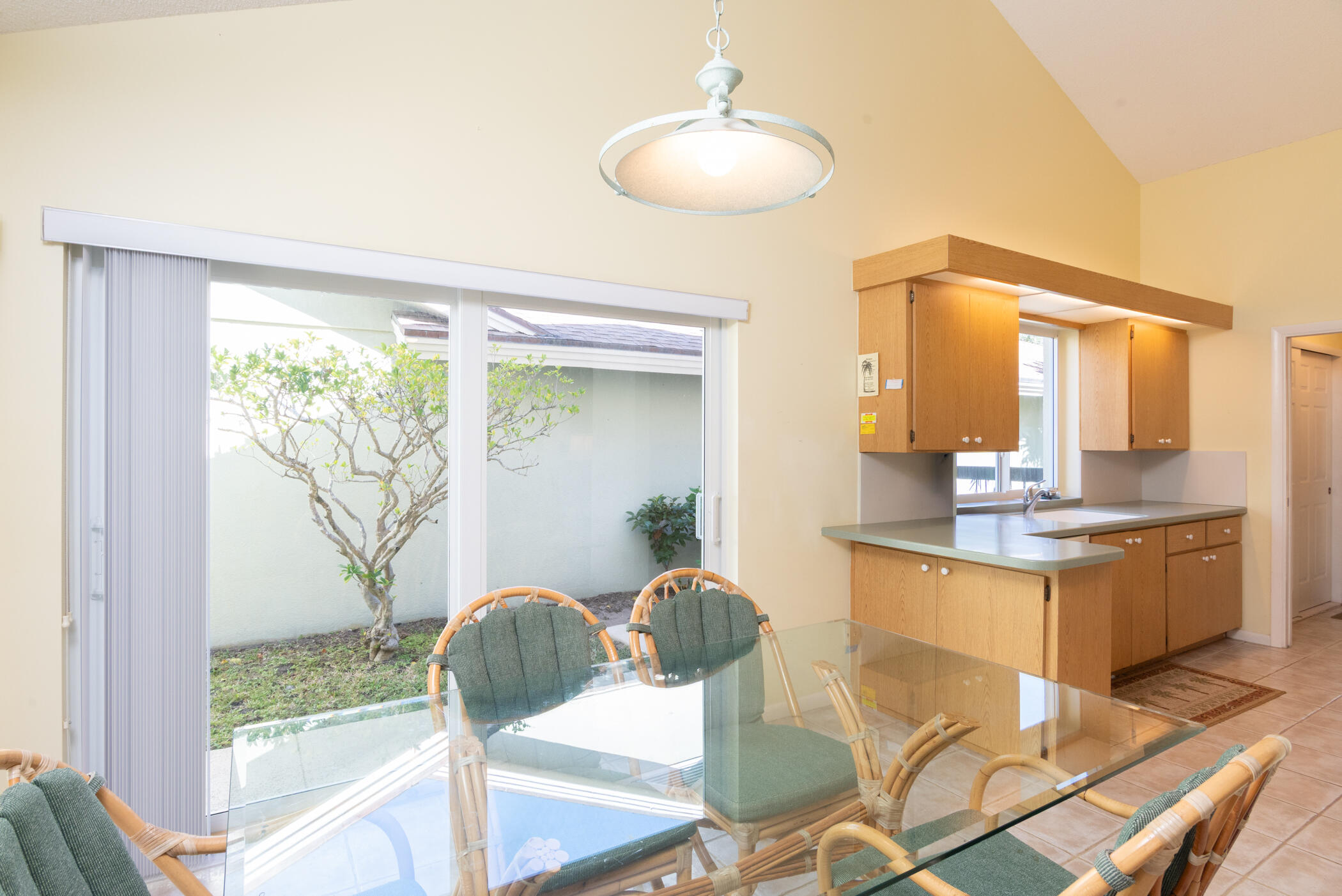 216 Ridge Road Jupiter, FL 33477 - Photo 11 of 32 © Clark-216 Ridge Road-021