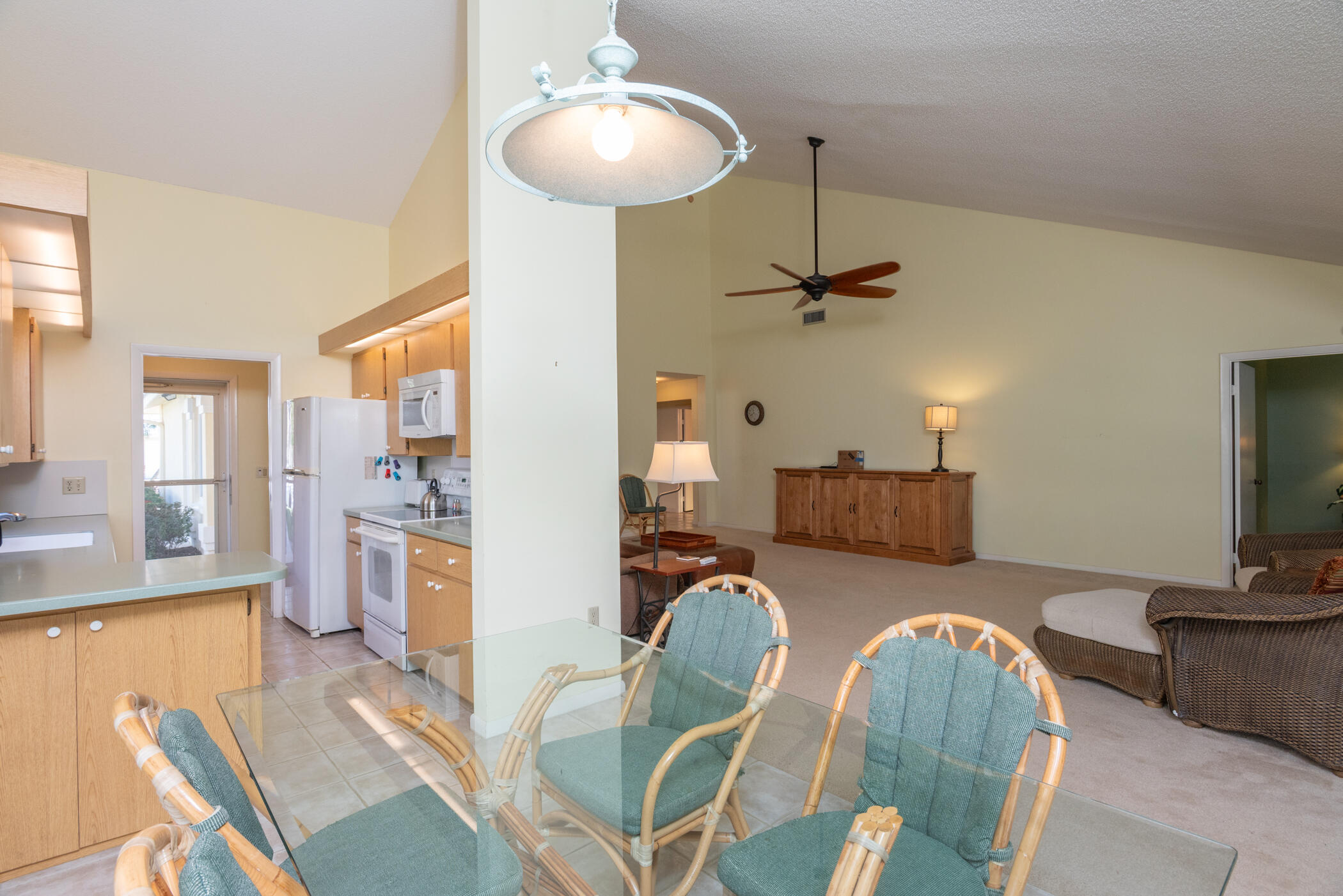 216 Ridge Road Jupiter, FL 33477 - Photo 13 of 32 © Clark-216 Ridge Road-022