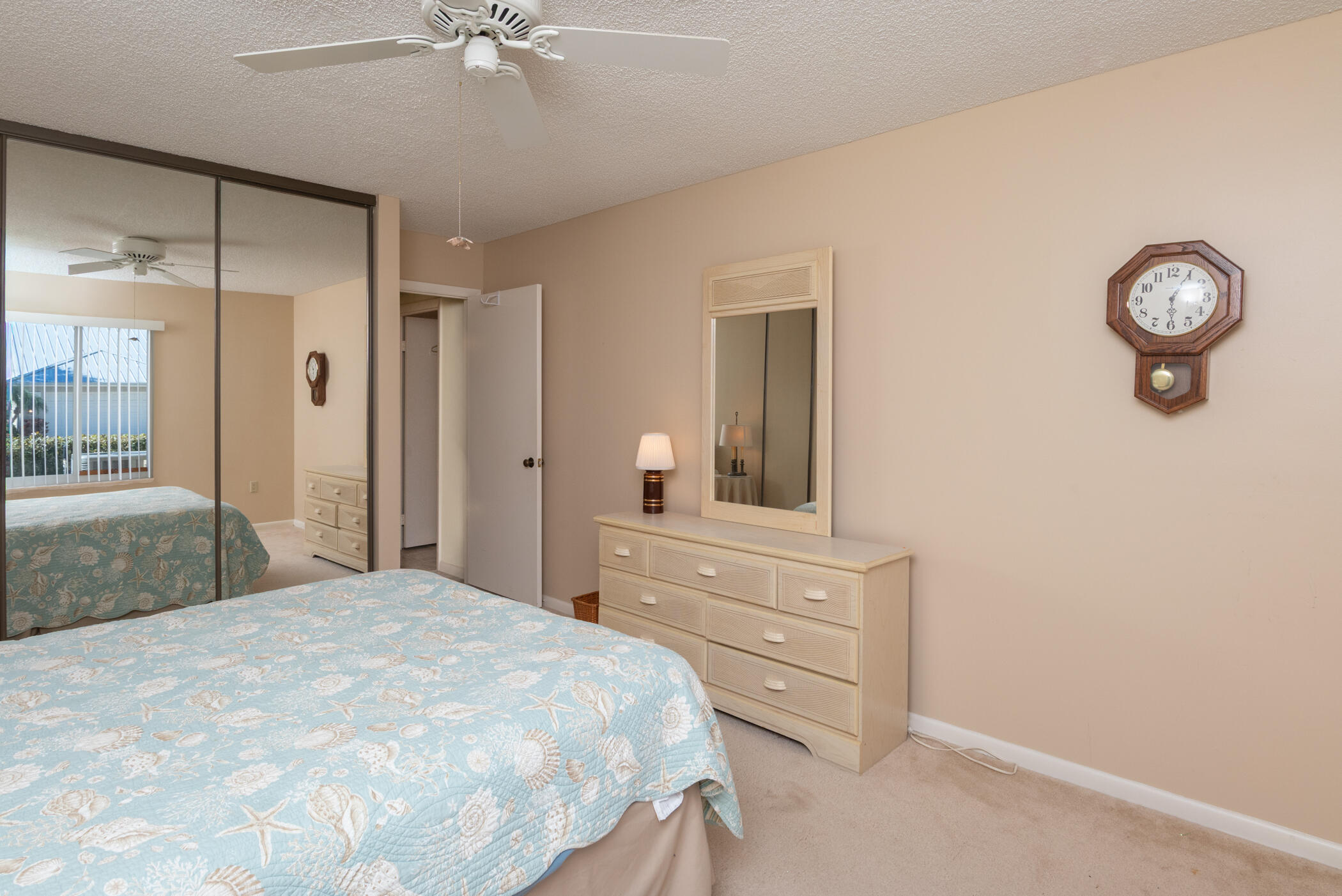 216 Ridge Road Jupiter, FL 33477 - Photo 15 of 32 © Clark-216 Ridge Road-012