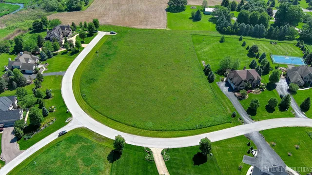 $110,000 | 12 Derek Drive, Elburn, IL 60119