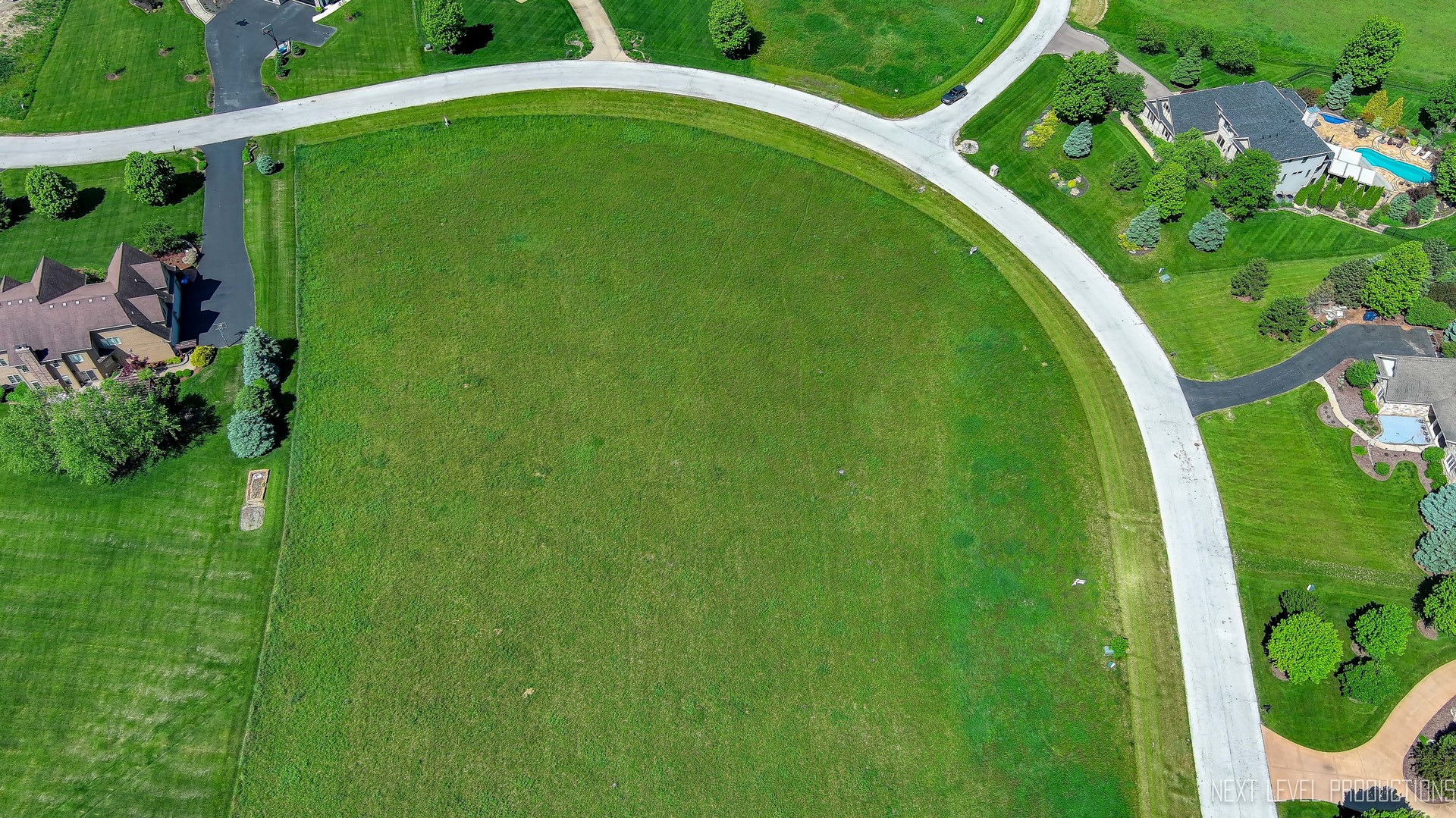 12 Derek Drive Elburn, IL 60119 - Photo 3 of 13