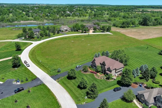 $110,000 | 12 Derek Drive, Elburn, IL 60119