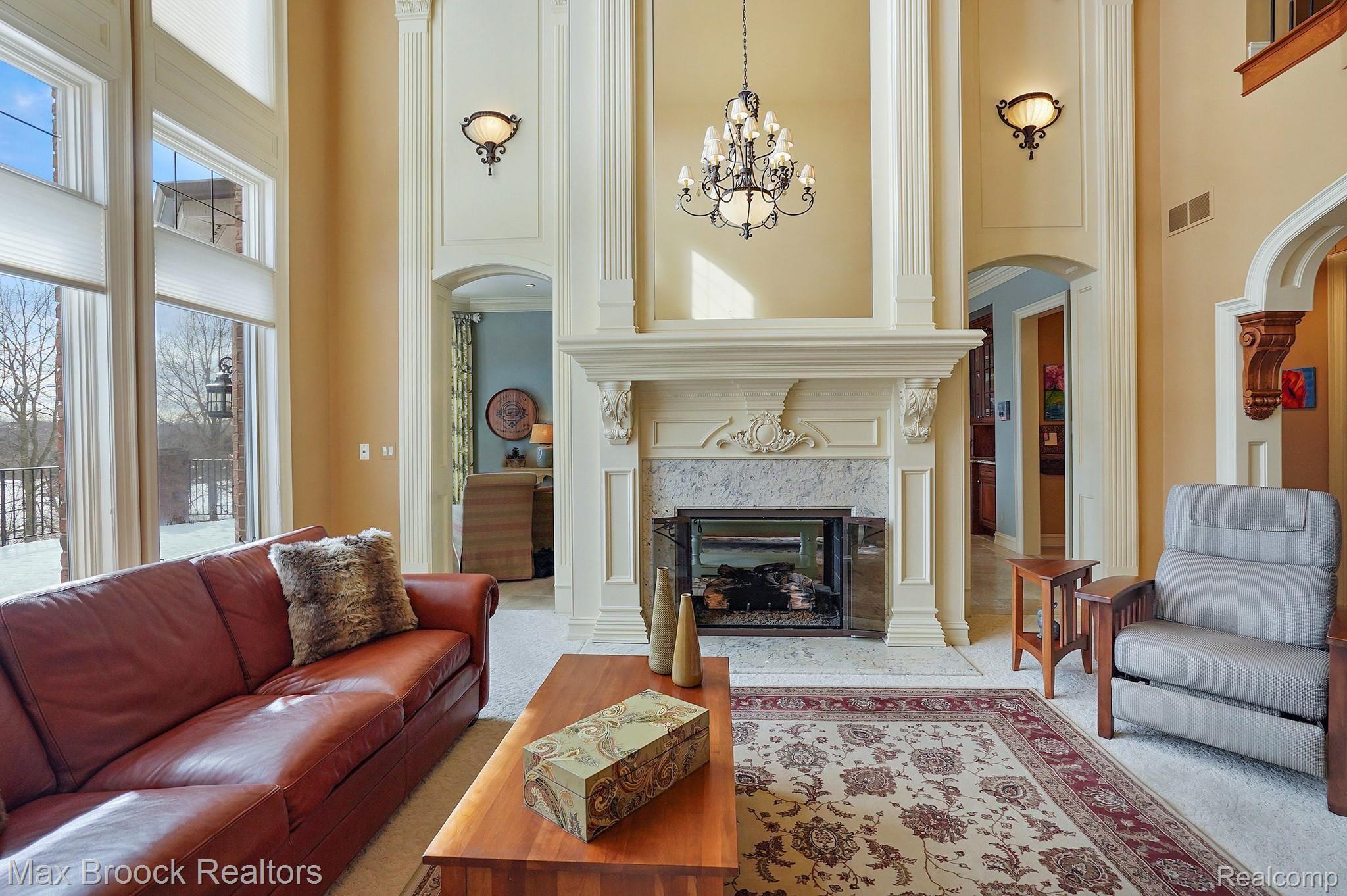 4633 The Hts Boulevard Rochester, MI 48306 - Photo 9 of 48 DSC08168.jpg
