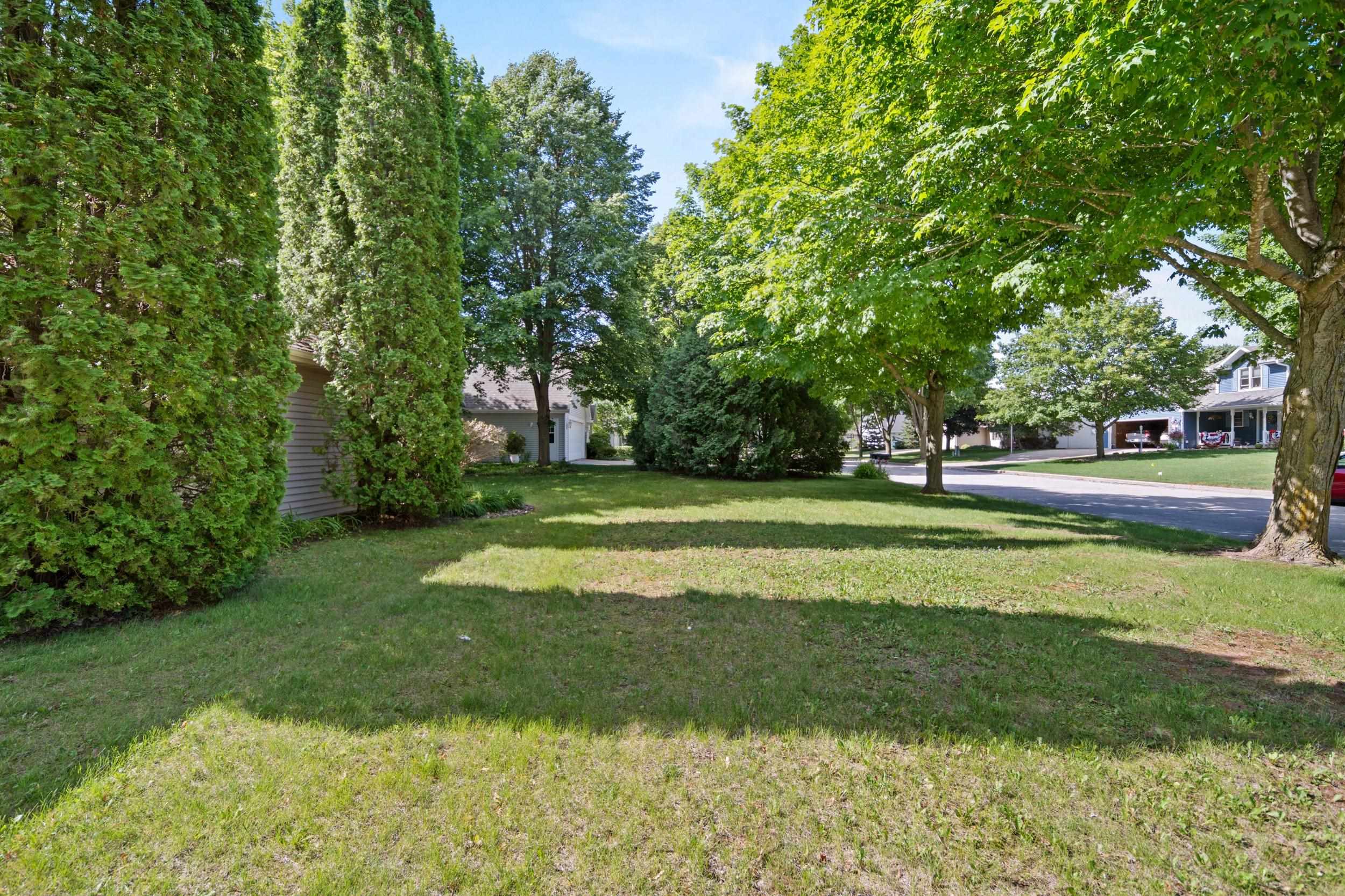3107 Devroy Lane Green Bay, WI 54313 - Photo 62 of 75