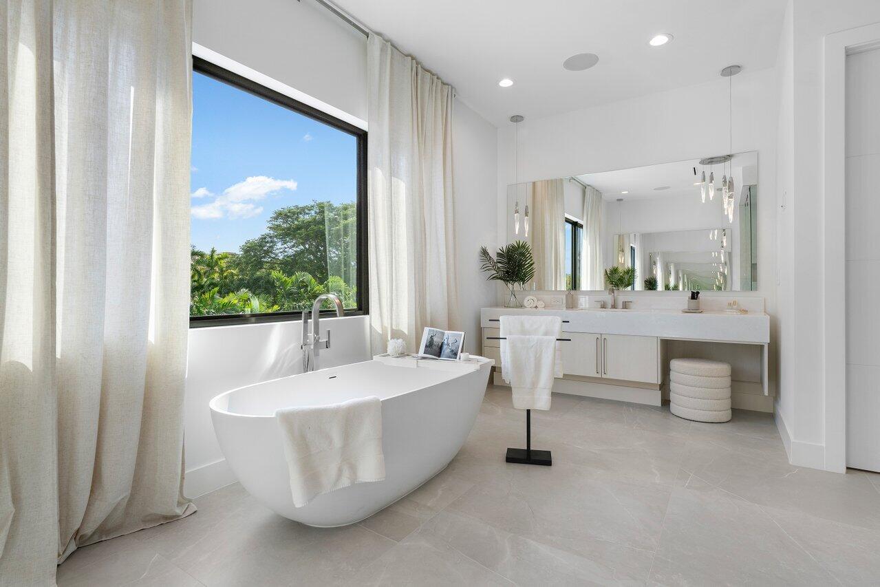 400 Northeast 4th Street Boca Raton, FL 33432 - Photo 35 of 72 036-400Northeast4thStreet-BocaRaton-FL-3