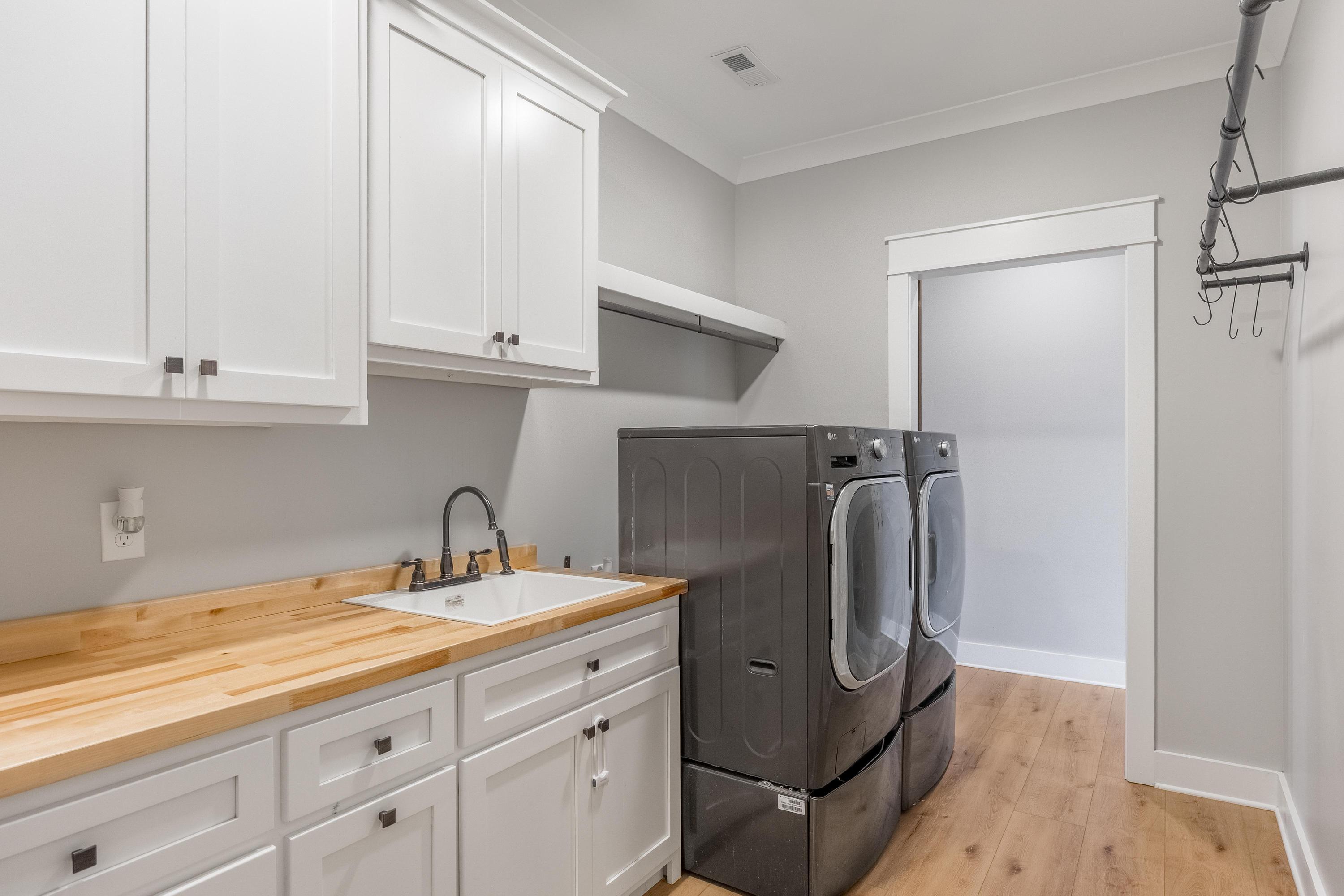 206 Rochelle Circle Northeast Charleston, TN 37310 - Photo 18 of 48 2026_04_April_206_Rochelle_Cir_NE_0032