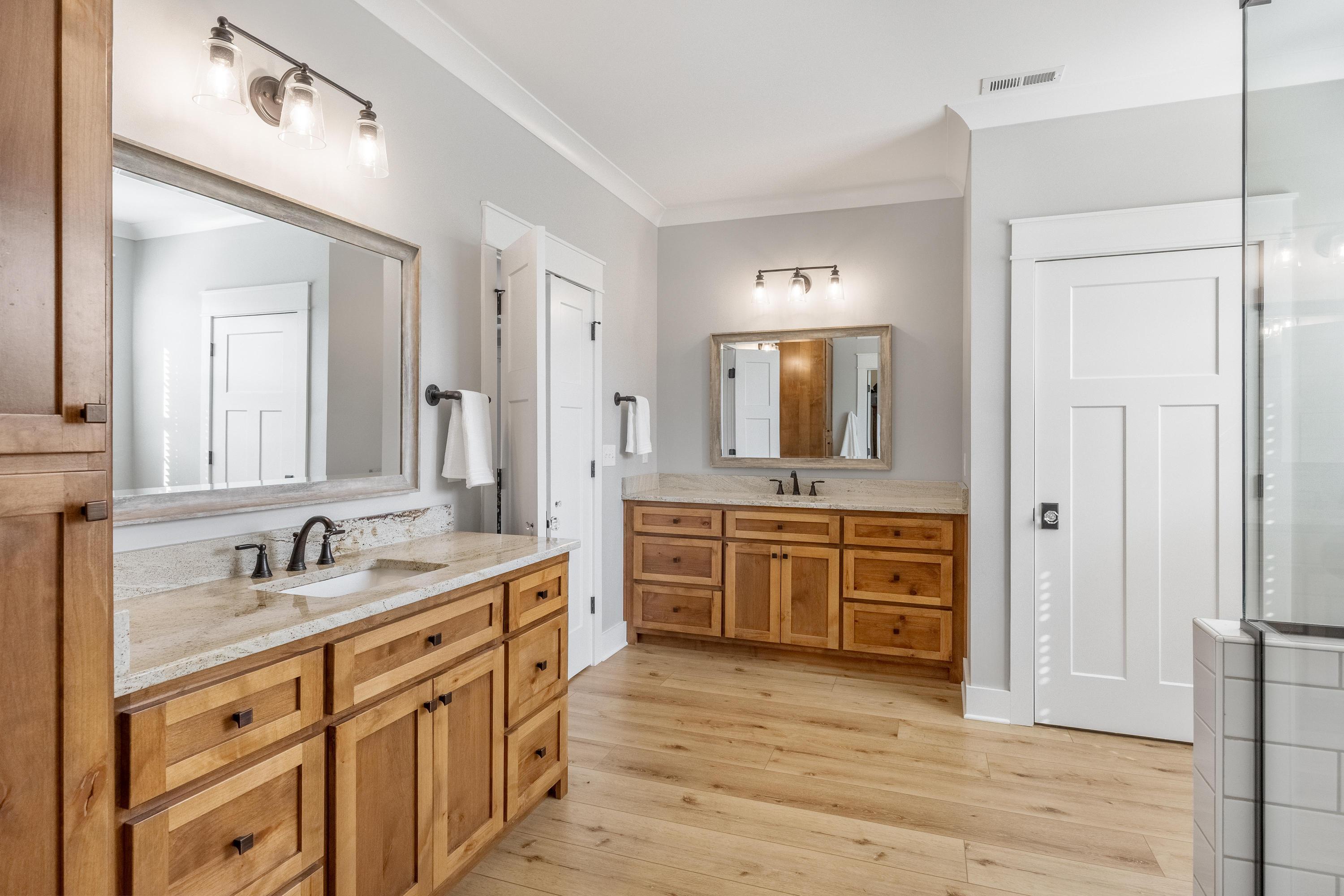 206 Rochelle Circle Northeast Charleston, TN 37310 - Photo 20 of 48 2026_04_April_206_Rochelle_Cir_NE_0037