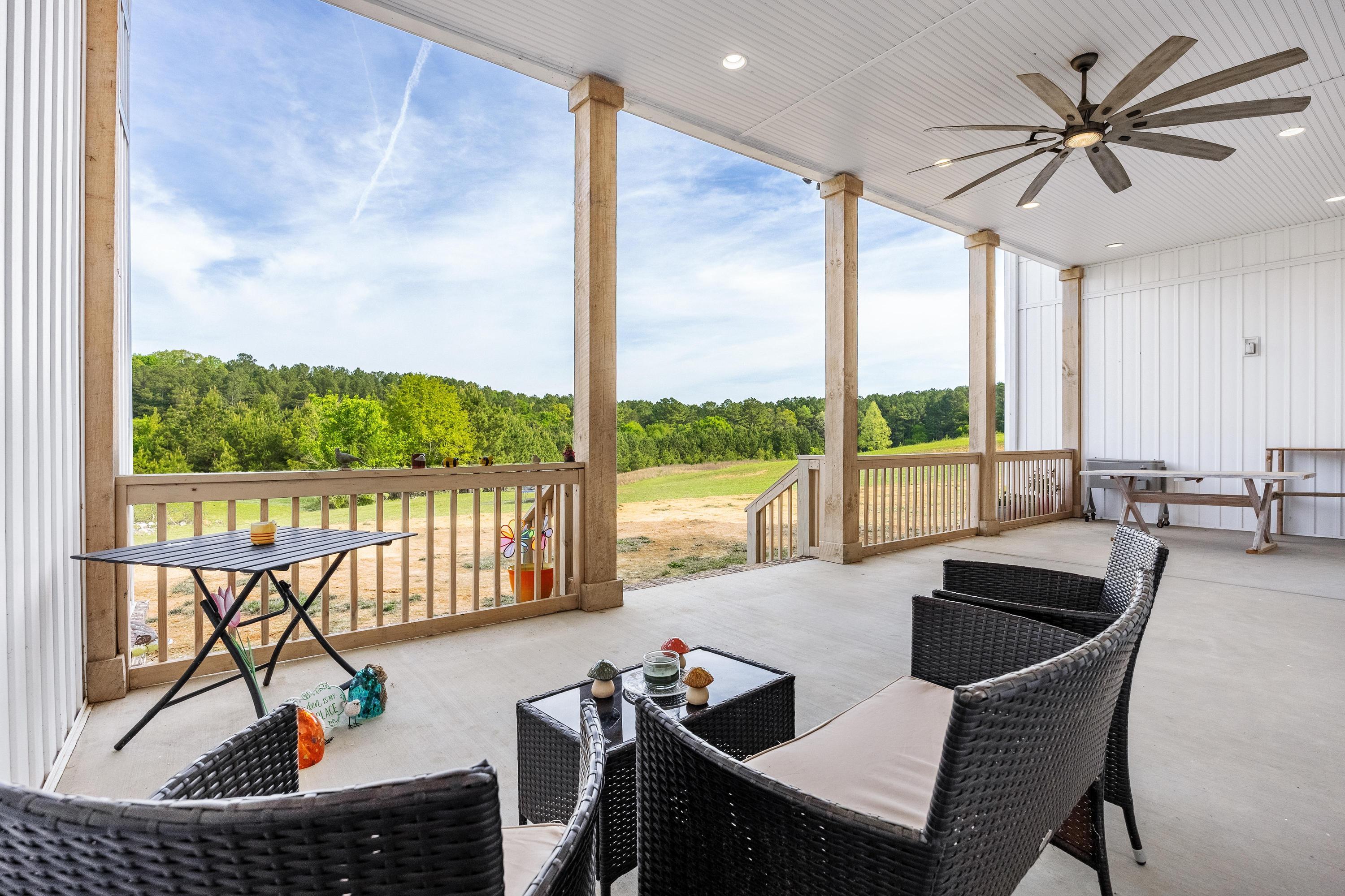 206 Rochelle Circle Northeast Charleston, TN 37310 - Photo 39 of 48 2026_04_April_206_Rochelle_Cir_NE_0015