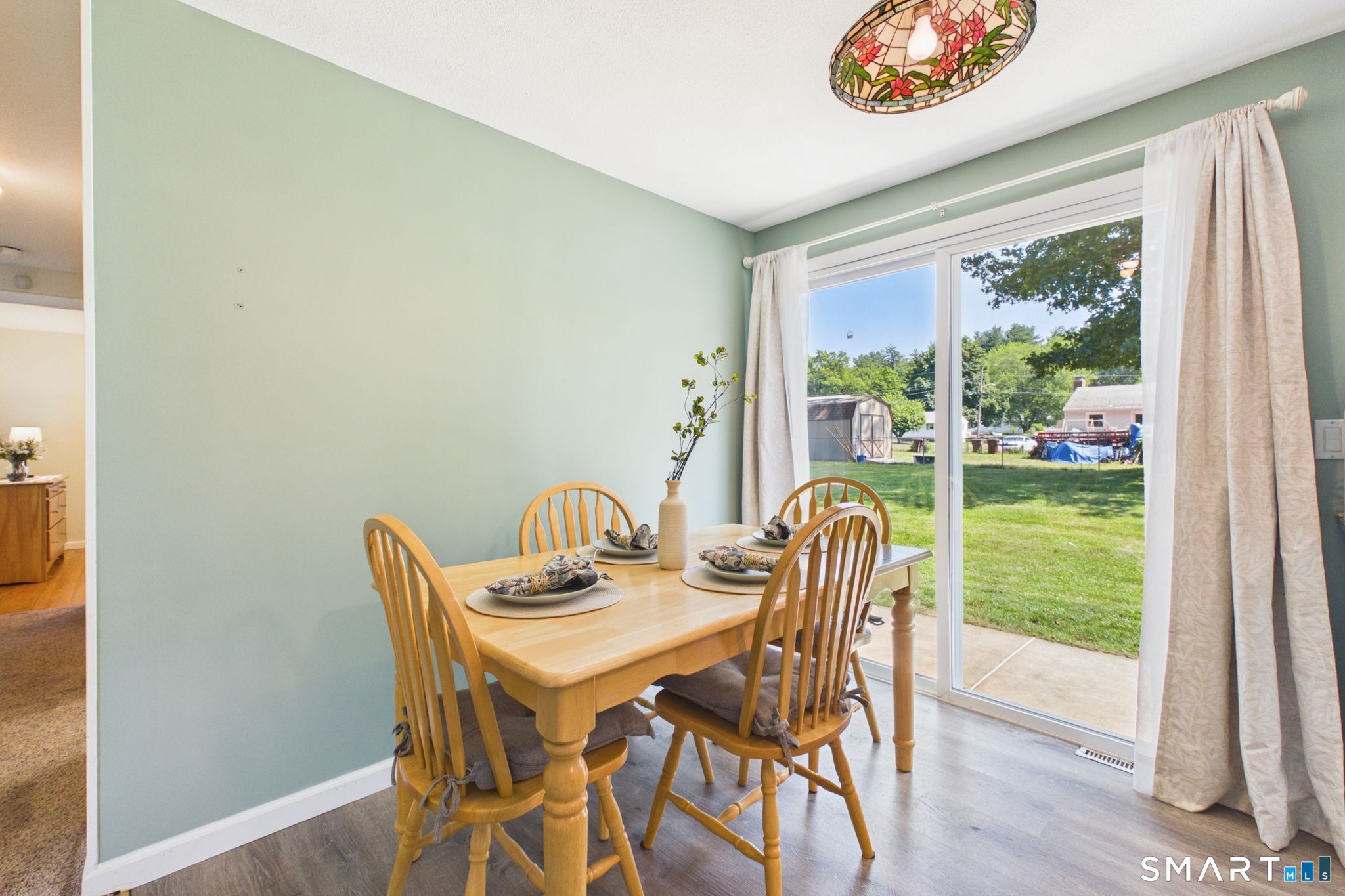 15 Gary Road Enfield, CT 06082 - Photo 5 of 28