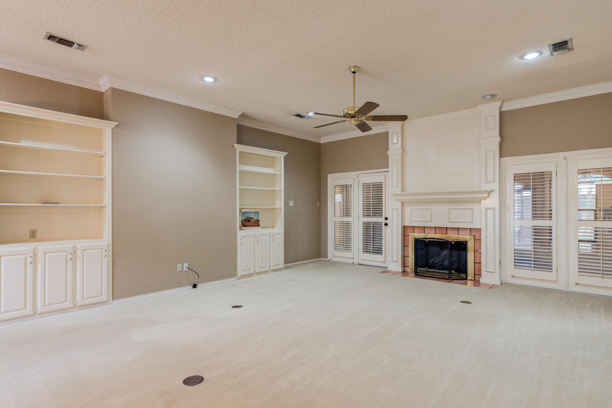 4913 76th Street Lubbock, TX 79424 - Photo 7 of 64 DSC09075_6_7_8_9