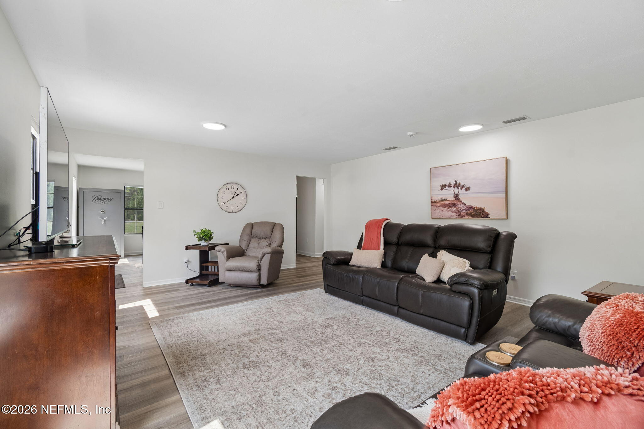 138 Bostwick Cemetery Road Palatka, FL 32177 - Photo 13 of 47 Living Room