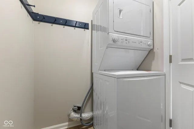 $225,000 | 5516 Alcott Circle, Indianapolis, IN 46221