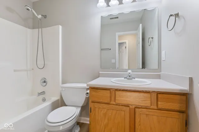 $225,000 | 5516 Alcott Circle, Indianapolis, IN 46221