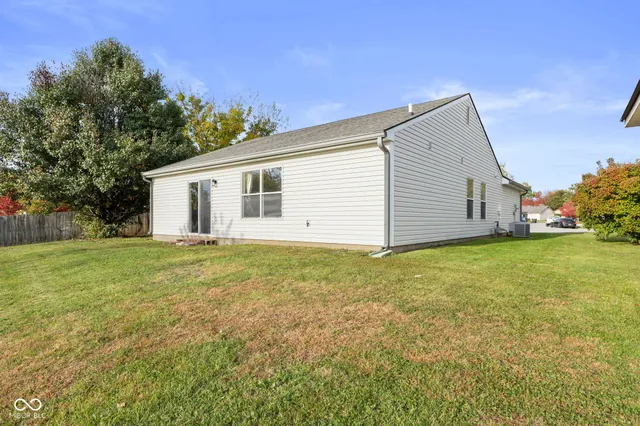 $225,000 | 5516 Alcott Circle, Indianapolis, IN 46221