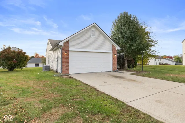 $225,000 | 5516 Alcott Circle, Indianapolis, IN 46221