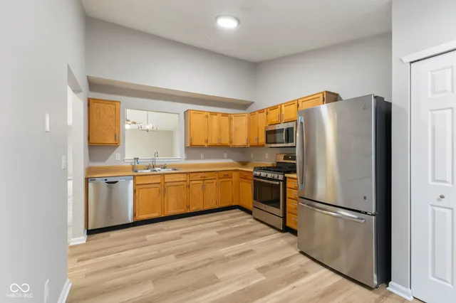 $225,000 | 5516 Alcott Circle, Indianapolis, IN 46221