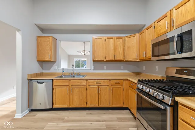 $225,000 | 5516 Alcott Circle, Indianapolis, IN 46221