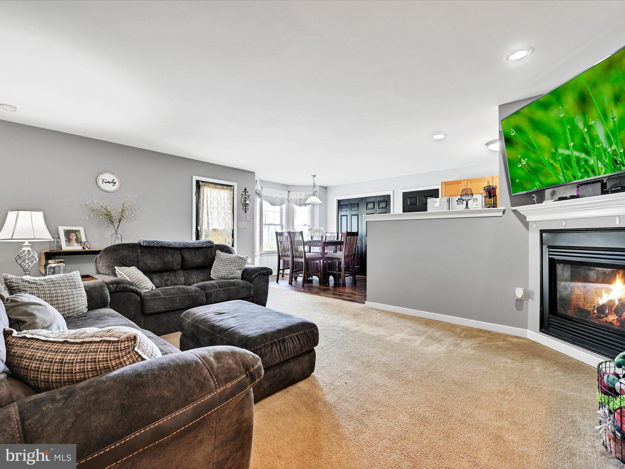 640 Chickadee Drive Lititz, PA 17543 - Photo 7 of 28
