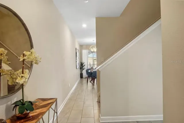 a view of entryway with livingroom