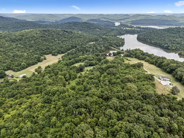 $450,000 | 13 Grisham Hollow Road, Elmwood, TN 38560