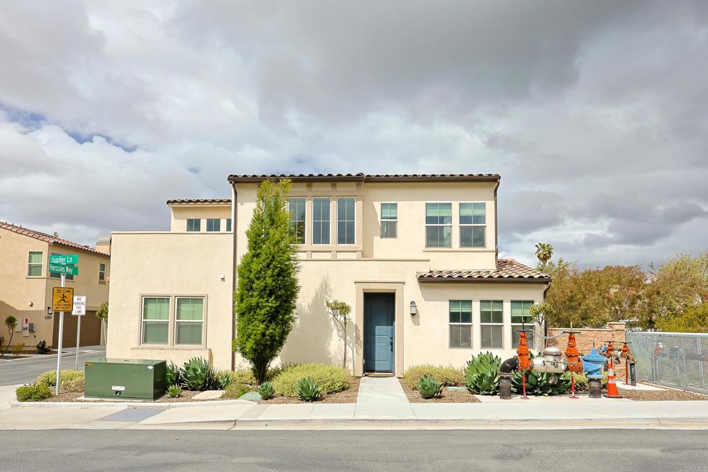 10134 Hercules Way Spring Valley, CA 91977 - Photo 2 of 32
