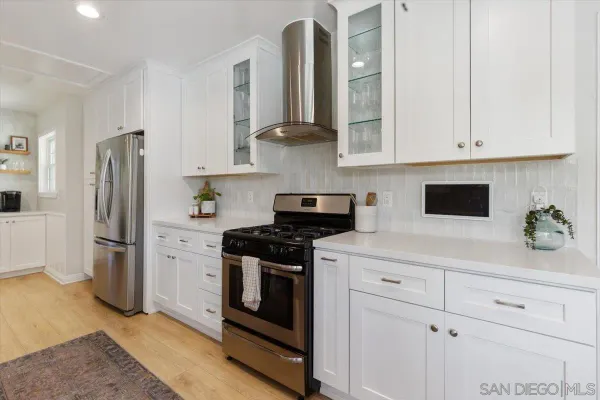 $1,349,000 | 3544 Gardenia Avenue, Long Beach, CA 90807