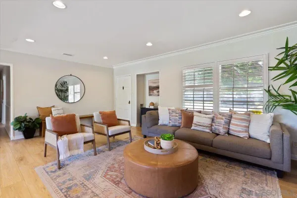 $1,349,000 | 3544 Gardenia Avenue, Long Beach, CA 90807