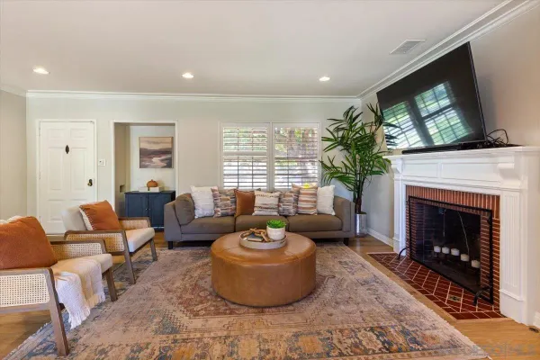$1,349,000 | 3544 Gardenia Avenue, Long Beach, CA 90807