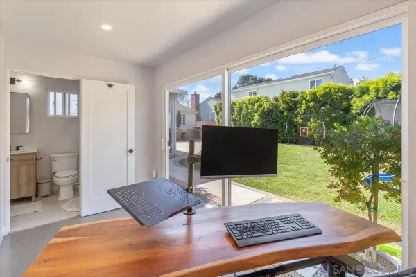 $1,349,000 | 3544 Gardenia Avenue, Long Beach, CA 90807