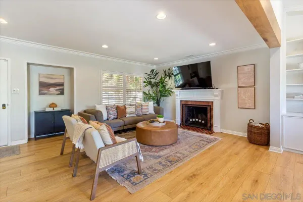 $1,349,000 | 3544 Gardenia Avenue, Long Beach, CA 90807