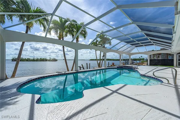 $1,650,000 | 13 Bayview Boulevard, Fort Myers Beach, FL 33931