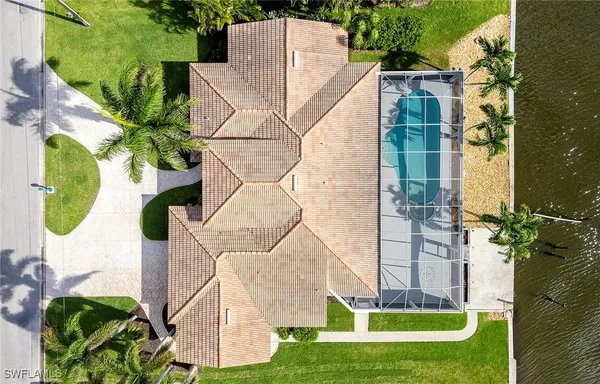$1,650,000 | 13 Bayview Boulevard, Fort Myers Beach, FL 33931