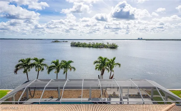 $1,650,000 | 13 Bayview Boulevard, Fort Myers Beach, FL 33931