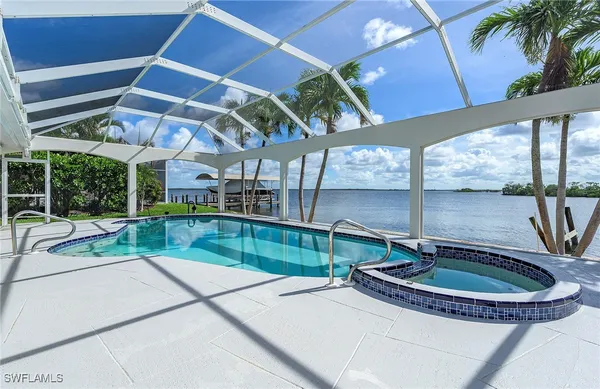 $1,650,000 | 13 Bayview Boulevard, Fort Myers Beach, FL 33931