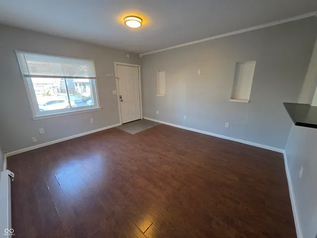 $750 | 1116 North Dearborn Street, Indianapolis, IN 46201