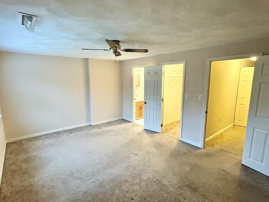 224 Park Street, Unit B2 Stoneham, MA 02180 - Photo 20 of 35 an empty room with a empty space