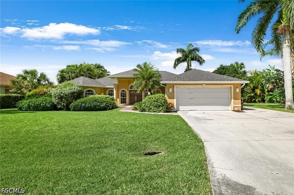 $599,000 | 20710 Groveline Court, Estero, FL 33928
