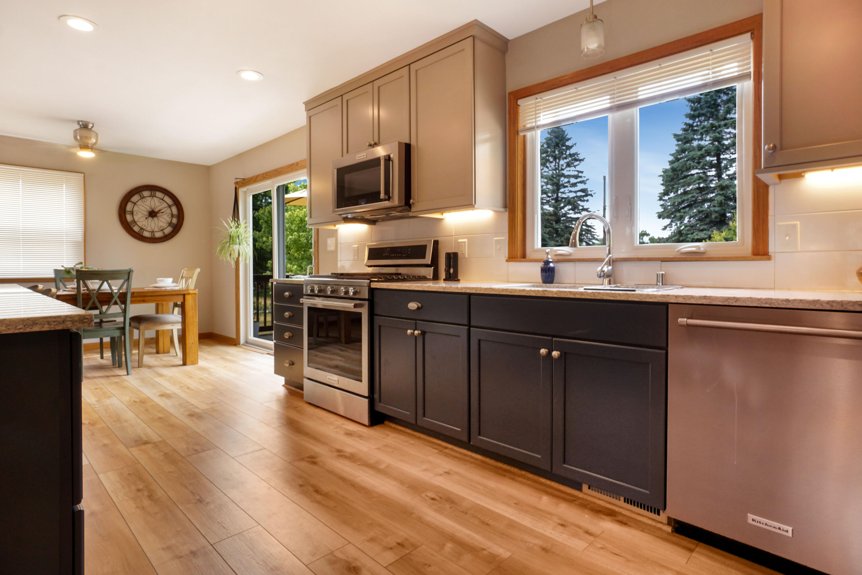 1674 Maple Dale Road Trenton, WI 53090 - Photo 7 of 39 Kitchen