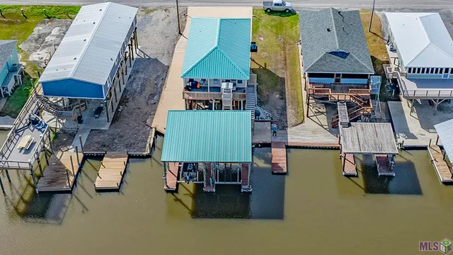 $523,000 | 7613 Highway 56, Chauvin, LA 70344