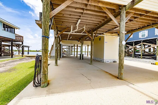 $523,000 | 7613 Highway 56, Chauvin, LA 70344